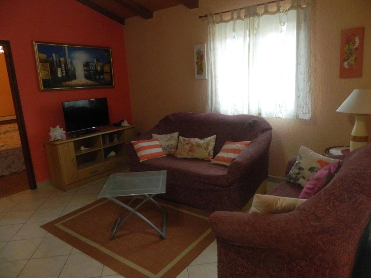 Apartments Vila Vanda Porec Bagian luar foto
