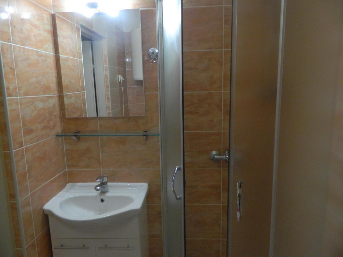 Apartments Vila Vanda Porec Bagian luar foto