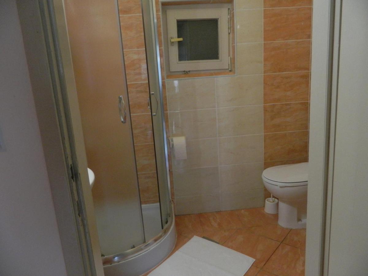 Apartments Vila Vanda Porec Bagian luar foto