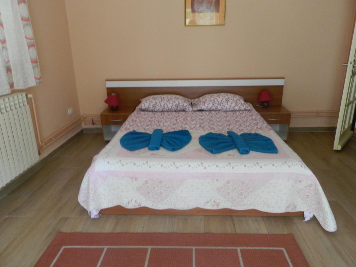 Apartments Vila Vanda Porec Bagian luar foto